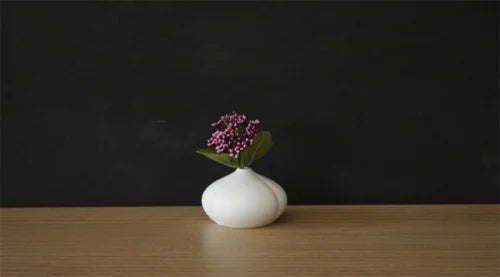 一輪插蛋殼瓷花器 三方割