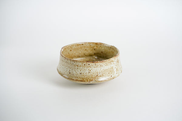 梅花皮釉寬茶碗 | 山本一仁 (2025年12月)