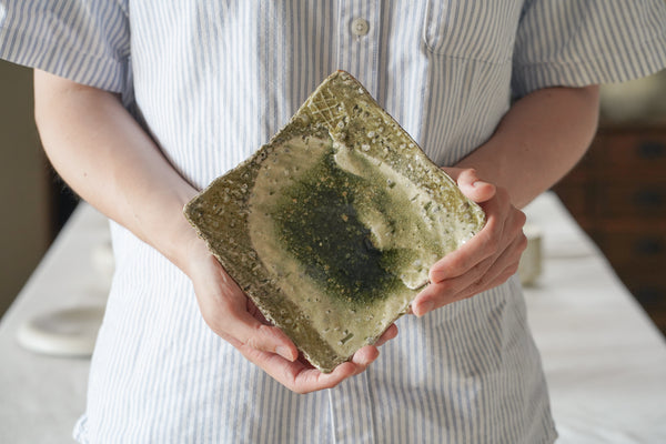 玻璃釉平角皿 | 山本一仁 (2025年12月)