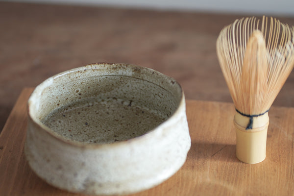 梅花皮釉寬茶碗 | 山本一仁 (2025年12月)