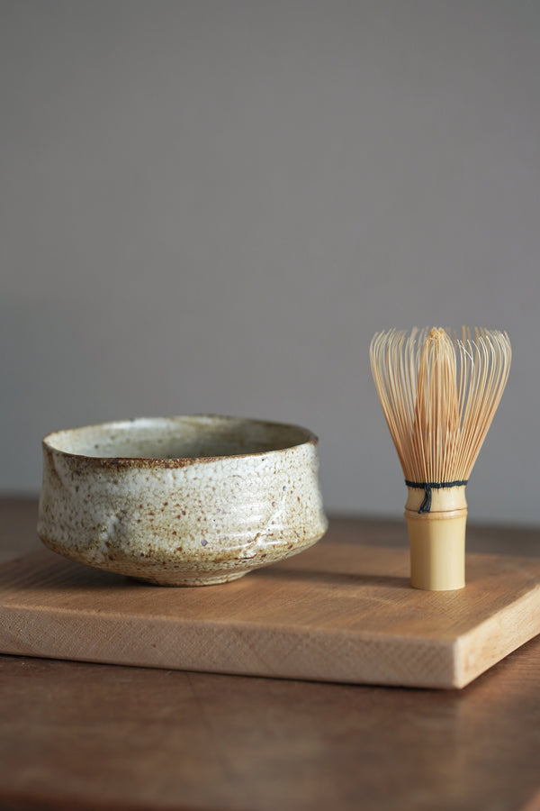 梅花皮釉寬茶碗 | 山本一仁 (2025年12月)