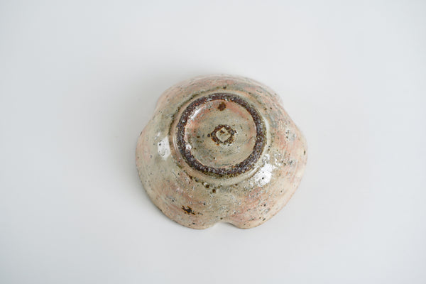 灰釉化粧三葉鉢 | 小辻真一