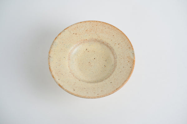 霧面白釉高台皿 | 山本一仁 (2025年12月)