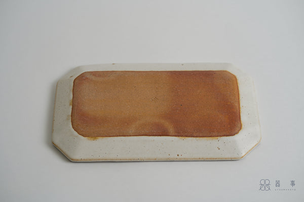 白泥隅切長角皿 | 文山香菜江