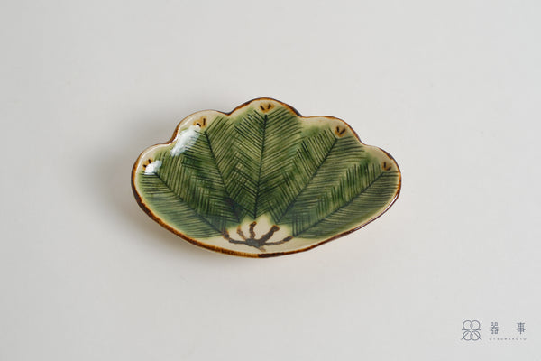 長青松葉小皿 | 加藤芳平