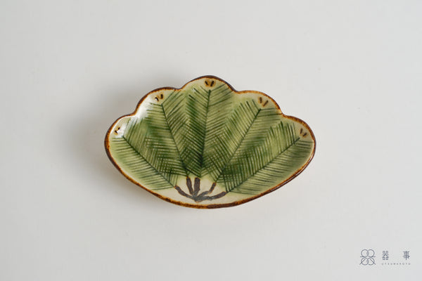 長青松葉小皿 | 加藤芳平