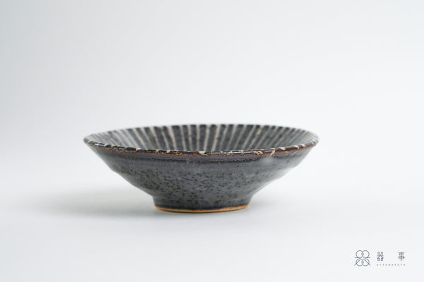 鼠志野釉十草五寸皿 | 三浦繁久