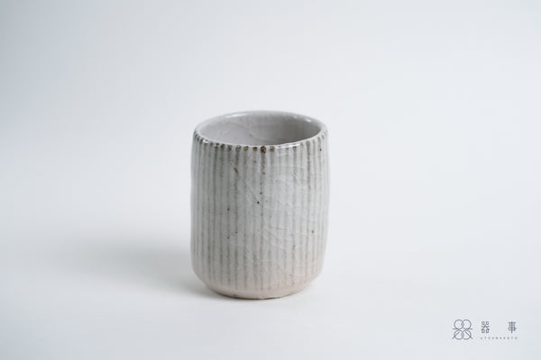 志野釉十草湯吞茶杯 | 三浦繁久
