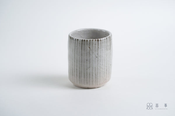志野釉十草湯吞茶杯 | 三浦繁久