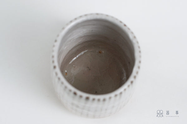 志野釉十草湯吞茶杯 | 三浦繁久