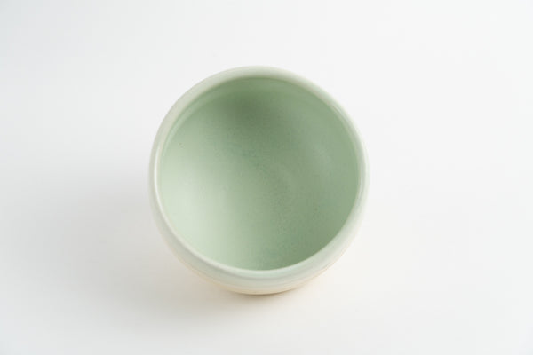 粉彩抹茶碗 淺綠黃 | 伸光窯