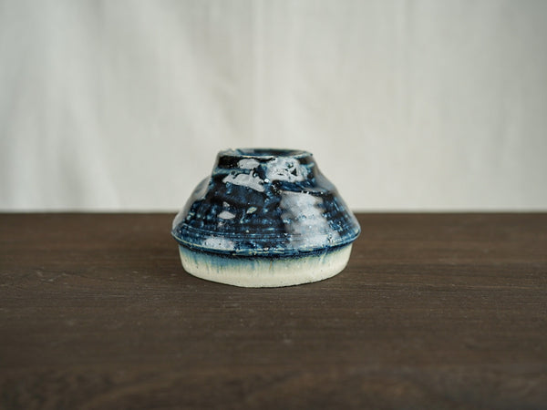 藍釉汲出 茶杯 | 山本一仁