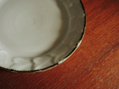 白瓷雙葉小皿 | 小林巧征