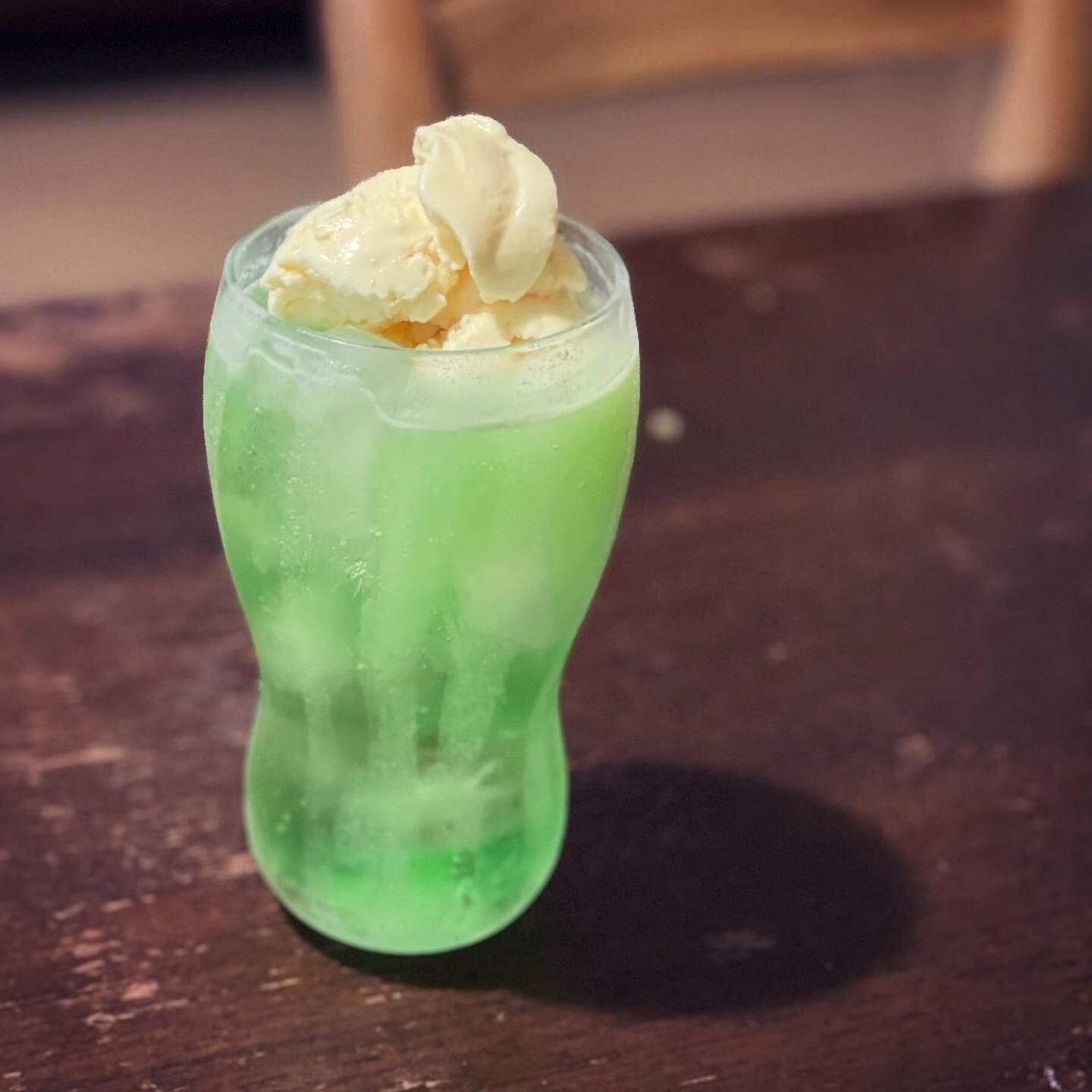 曲線氣泡杯 | Sazanami Glass
