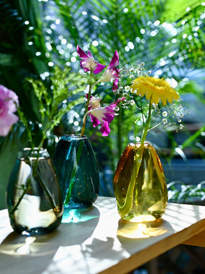 曲線玻璃花瓶 霧灰 | Sazanami Glass